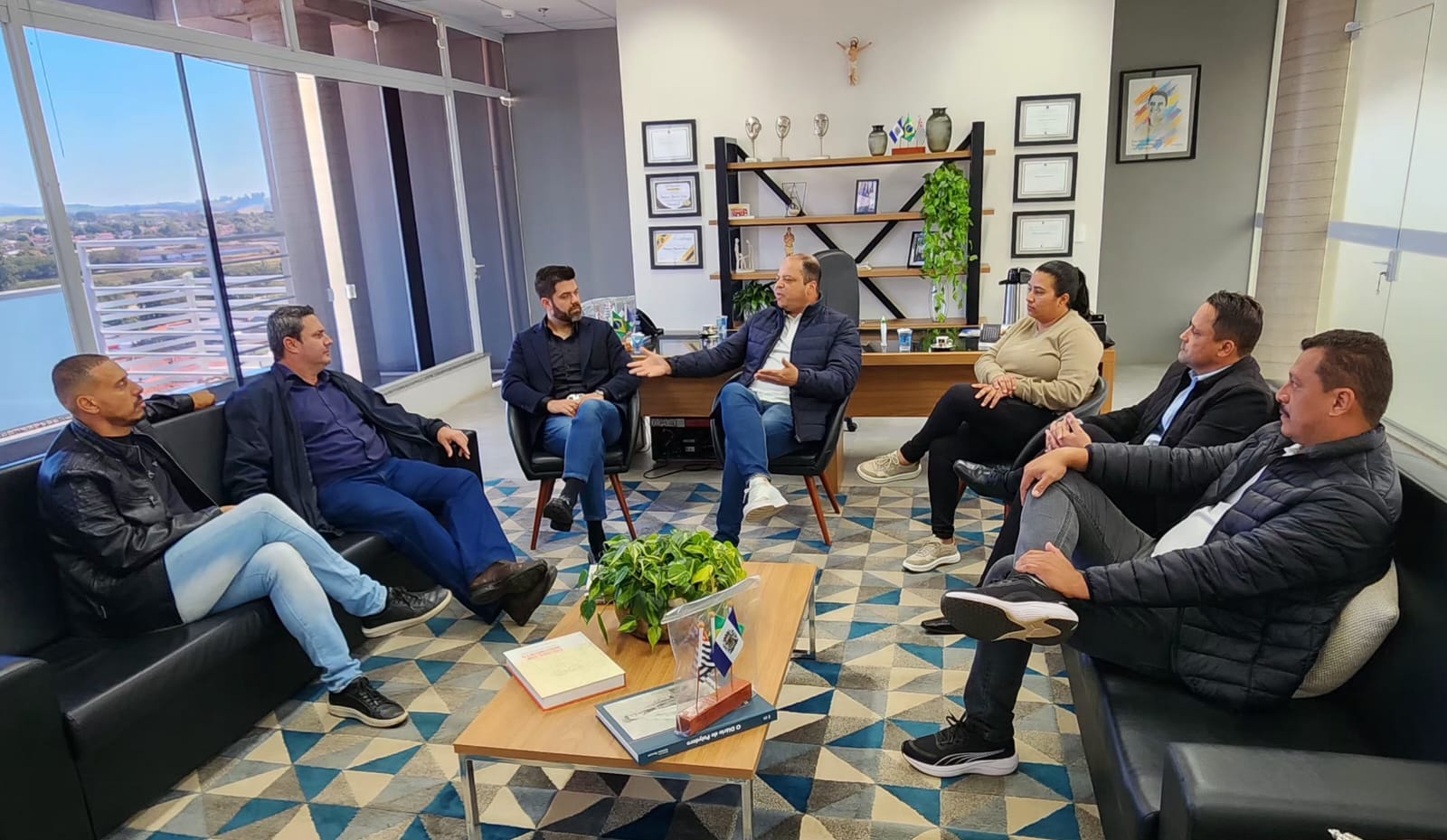 Deputado Federal Ribamar da Silva visita Leme a convite da vereadora Cíntia Grossklauss