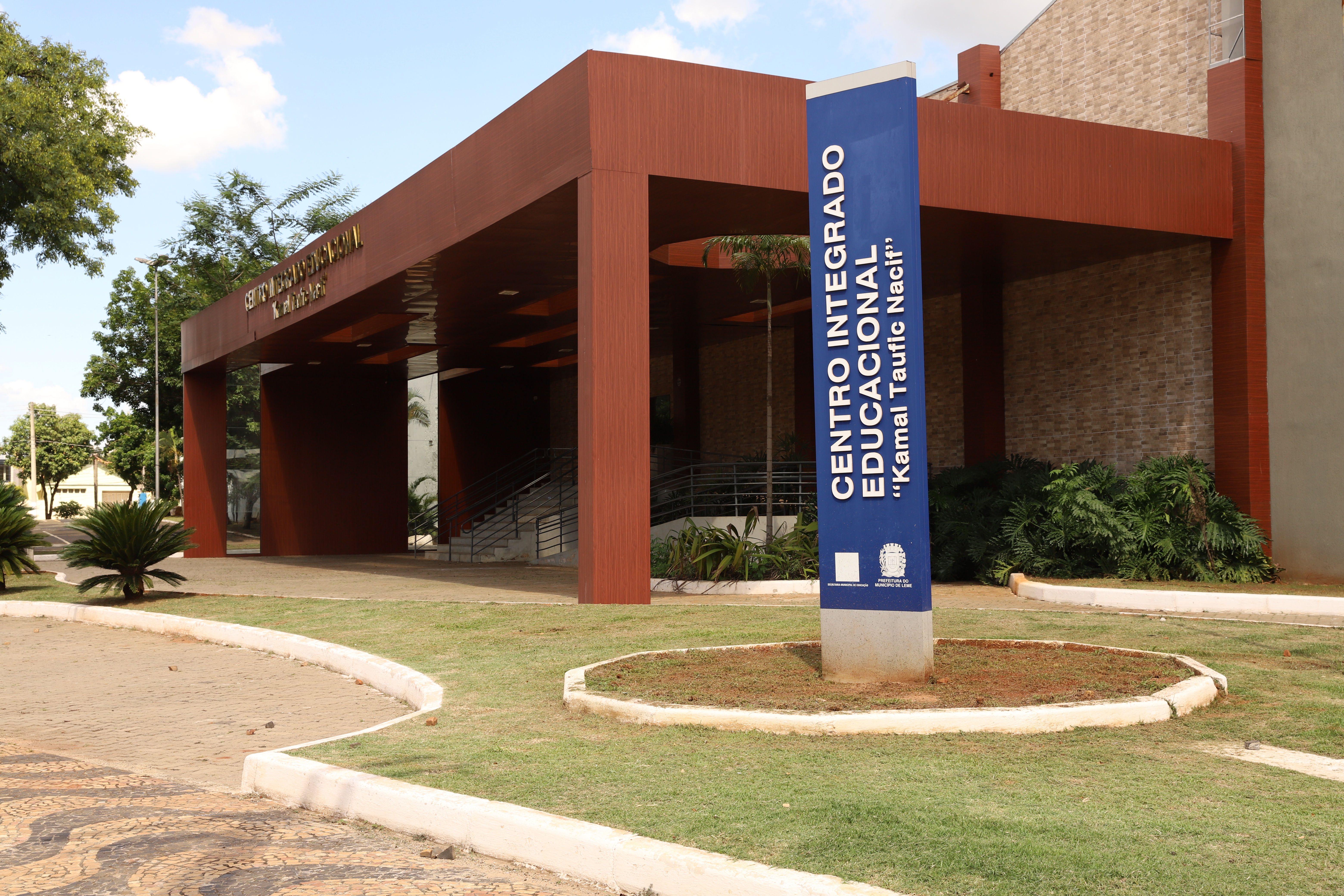 Sessão Solene de Posse dos Novos Eleitos Será Realizada no Centro Educacional "Kamal Taufic Nacif"